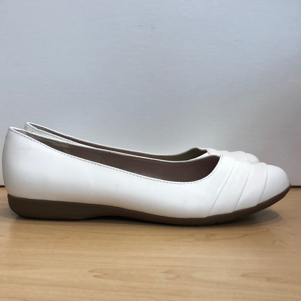 Cliffs by White Mountain White Flats with Textured Toe